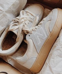 Peter Pans, Sneakers New Balance, Dr Shoes, Trendy Shoes Sneakers, Shoe Wishlist, Hype Shoes, Shoe Inspo, Aesthetic Shoes, Swag Shoes