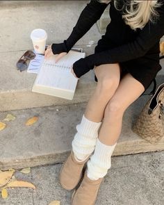 summer aesthetic coquette brandy melville countryside dress outfit inspiration #lanadelrey european summer love shack fancy aritizia ralph lauren summer outfit inspo #outfits #fashionista Ugg Mini, Fall Fits, Winter Fits, Autumn Aesthetic, Winter Aesthetic, Autumn Outfit