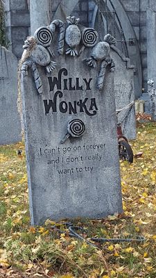 a grave with an inscription on it that says, willy wonka