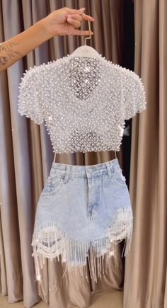 Electro Festival Outfit, Beyonce Concert Outfit, Beyonce Outfits, Fest Outfits, Looks Country, Nashville Outfits, Pastel Outfit, Bachelorette Outfits, Country Concert Outfit