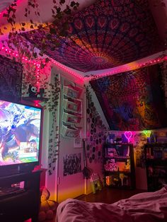 my room idk Chill Rooms, Neon Bedroom, Cool Room Designs, Hippy Room, Chill Room, Dream Apartment Decor, Pretty Bedroom, Cozy Room Decor, Pretty Room