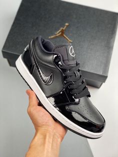 Air Jordan 1 Low ” All-Star” Black/White DD1650-001Walk the talk and make a statement with our top-quality Sneakers. Shop now and step up your shoe game!Please carefully choosing the size number according the size chart as we CAN NOT offer return or refund if you choose a wrong size.The product need 3-5 business days to check the quality before shipping.Our High Quality Shoes models are various, please contact to our support to ask for the model you need.Because each device displays a different color. Therefore, the actual color of the item may not be 100% the same as the one shown on the screen of your device. Zapatillas All Star, White All Stars, Low Jordan 1, Air Jordan Low, Jordan Low, Low Top Jordans, Low Air Jordan 1, Black Jordans, All Star Shoes