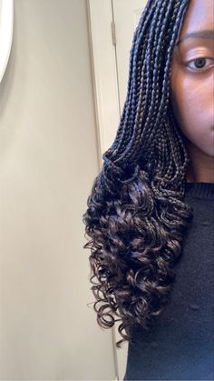 Micro Braids With Curls At The End, Small Curly Box Braids, Short Box Braids With Curly Ends, Small Box Braids With Curly Ends, Short Curly Box Braids, Short Curly Braids, Shoulder Length Braids, Shoulder Length Box Braids, Curly Box Braids