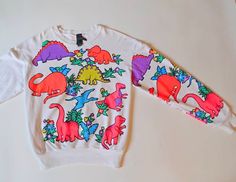 Dinosaur Jumper, Colorful Shorts, Quirky Fashion, Look Cool, Dinosaurs, Aesthetic Clothes, Pretty Outfits, Style Me