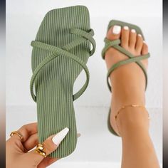 Shein Green Sandals Size 7 (38). I Usually Wear 7s And These Are Too Big For My Feet. Brand New. Never Worn. Green Sandals, Stylish Sandals, Girly Shoes, Cute Sandals, Fashion Sandals, Womens Sandals Flat, Crazy Shoes, Shoe Obsession, Sandals For Women