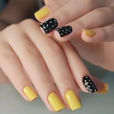 Diy Nails Tutorial, Polish Ideas, Yellow Nails, Nail Art Ideas, Fabulous Nails, Chic Nails, Fancy Nails