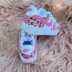 Custom Air Force 1 Pink, Air Force 1 Pink, Custom Baby Shoes, Air Force One Shoes, Custom Sneakers Diy, Pink Nike Shoes, Custom Shoes Diy, Nike Shoes Air Force, Air Force 1s