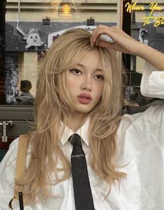 Medium Hair Korean, Korean Hairstyle Medium, Asian Blonde Hair, Long Hair Korean, Hairstyle Medium Hair, Short Hair Korean, Korean Hairstyle Long, Korean Hairstyle Ideas, Blonde Hair Korean