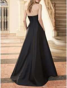 A-Line Evening Gown Sexy Dress Formal Wedding Party Sweep / Brush Train Sleeveless Sweetheart Pocket Cotton Backless with Ruched Butterfly Pure Color Formal Wedding Party, Black Friday Promotions, Dress Formal, Formal Wedding, Pure Color, Evening Gown, Strapless Dress Formal, Evening Gowns, Custom Sizing