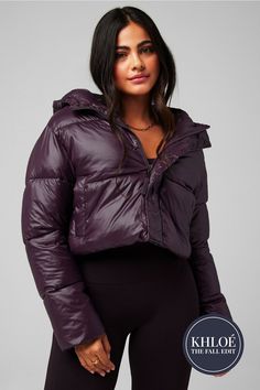 Essential Cropped Hooded Puffer Fabletics purple female Activewear >> Womens >> Jackets & Outerwear >> Jackets regular Everyday Hidden Pockets/Reflective/Water-Resistant Chaleco Puffer Corto, Chaleco Puffer, Female Activewear, Cozy Jacket, Womens Jackets, Outerwear Coats, Active Wear For Women, Outerwear Jackets, Stay Warm