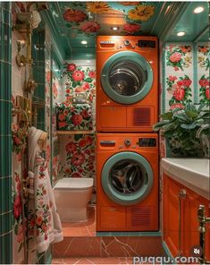 Eclectic Laundry Room, Small Laundry Rooms, Inspire Me Home Decor, Small Laundry Room, Small Laundry, Dream House Rooms, Calisthenics