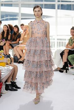 Delpozo S/S 2016 Spring Runway, Look Chic, Perfect Dress, Pretty Outfits, Style Guides