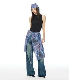 Experience the fusion of edgy allure and versatile functionality with our Abstract Print Distressed Sheer Bandana Headscarf. This striking accessory enhances any outfit with its unique distressed texture and abstract design. Made from sheer polyester, the scarf is both durable and lightweight, making it a perfect year-round companion. Its handkerchief shape allows for multifaceted styling, from a neck scarf to a retro-inspired head adornment, exuding boho vibes suitable for various occasions. Pa Head Scarf Outfit, Bandana Outfit, Head Bandana, Outfit Korean, Scarf Outfit, Bandana Styles, Sheer Scarf, Distressed Texture, Korean Street