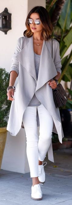 http://3-week-diet.digimkts.com/ Cannot wait for the beach What Women's Coats… White Sneakers Outfit, White Sneakers Women, Women Sweater, 가을 패션, Fashion Mode, Women's Coats, White Pants, Outfits Casuales, Fashion Street