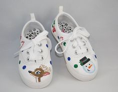 CHRISTMAS SHOES, Hand painted shoes, White tennis shoes, Baby/Toddler, Child/Youth, and Womens SIzes Christmas outfit by HarMonet on Etsy https://www.etsy.com/listing/254675338/christmas-shoes-hand-painted-shoes-white Bright Sneakers, Platform Tennis Shoes, Custom Painted Shoes, Girls Shoes Sneakers, Baseball Shoes, Hand Painted Clothing, Rainbow Shoes, Christmas Shoes, White Tennis Shoes