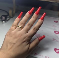 Faça uma renda de 2 mil a 5 mil reais com designer de unha e seja nail designer de sucesso tendo sua agenda lotada! Nail de sucesso / designer de unha Nail Designer