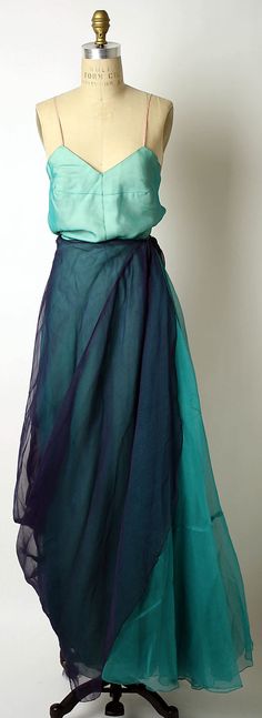 gorgeous! Seafoam Dress, Dress Couture, Simple Dress, Moda Vintage, Tiffany Blue, Mode Vintage