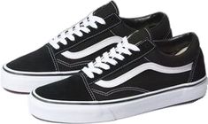 Vans Shoes Old Skool, Vans Vintage, Old Skool Platform, Vans Old School, Nike Windrunner, Tenis Vans, Old Skool Black, Classic Vans, Vans Black And White