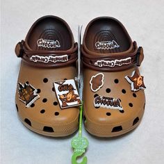 **** Just In Time For Halloween **** Don't Wait Too Long These Prices Are Absolutely Amazing! Brand New With Tags Attached Size : Women's Size 4 / Men's Size 2 / Kids Size J2 Color : Mocha Msrp : $59.99 Product Details - Crocs Count Chocula Classic Men's/Women's Clog Relive The Fun In The Nostalgic Count Chocula Classic Unisex Clog By Crocs. The Iconic Crocs Comfort Material Offers Lightweight, Flexible Cushioning And A Gentle Massaging Sensation, While The Well-Ventilated Upper Circulates Air F Brown Crocs, Count Chocula, Crocs Fashion, Crocs Shoes, Womens Clogs, Classic Man, Just In Time, Strap Heels, Flip Flop Sandals