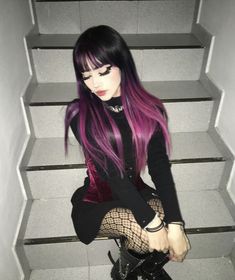 Pink Hair With Black, Gothic Hair Color, Dual Kawaii, Raven Feathers, Hat Styling, Vamp Dress, Pink And Black Hair, Gothic Hairstyles, Goth Hair