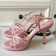 Metaphor Whitney Pink Sandals With Pink Crystals On Top. Beautiful Shoes For A Wedding Or Special Event With The Right ! Brand New, Never Worn! 3 1/4” Heels! Pink Elegant Heels, Shoes For A Wedding, Fairy Heels, Pink Chunky Heels, Pretty Heels, Fancy Heels, Heels Pink, Dr Shoes, Kawaii Shoes