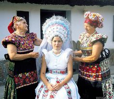 Japanese Bride, Bride Attire, Hungarian Embroidery, Three Women, National Dress, Folk Dance