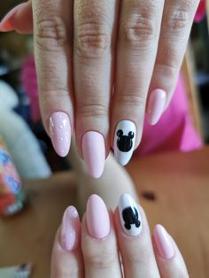 Nails Mickey Mouse, Gender Reveal Nails, Disney 2023, Light Pink Nails, Nail Art Disney