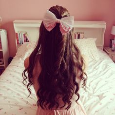 ʏouя нαιя ιs ʏouя cяoωи! Victorious Secret, 2014 Vibes, Clip In Hair Extensions, Hair Waves, About Hair