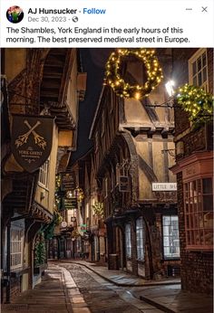 an image of a street that is decorated for christmas