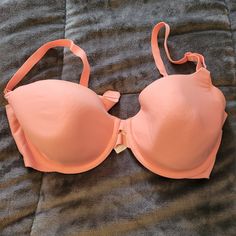 Nwot Warners Blissful Benefits Bra Sz 36b. This Item Has Been Washed, Never Worn. Color Is Coral. Spring Padded Bras, Spring Full Coverage Padded Bra, Spring Underwire Bra, Spring Pink Bra With Removable Pads, Pink Full Coverage Summer Bra, Summer Full Coverage Pink Bra, Spring Pink Padded Bra, Stretch Pink Padded Bra, Feminine Pink Bra With Adjustable Straps