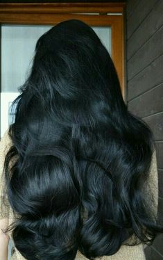 Black Wavy Hair, Long Shiny Hair, Jet Black Hair, Long Dark Hair, Long Black Hair, Beautiful Long Hair, Hair Inspo Color, Silky Hair, Aesthetic Hair