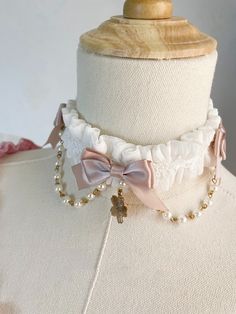 Lolita Accessories:Choker Lolíta Accessories, Egl Accessories, Angelcore Outfits, Kawaii Choker, Princess Peach Cosplay, Peach Cosplay, Victorian Accessories, Oc Drawing, Pink Choker