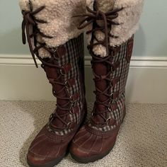 Ugg Waterproof Boots. Sherpa On The Inside And Around The Top For Warmth And Aesthetics. Some Minor Scratches And Marks From Normal Wear. Zipper And Laces. Great For Cold Weather/Snow! Ugg Waterproof, Ugg Waterproof Boots, Weather Snow, Shoes Ugg, Waterproof Boots, Womens Uggs, Ugg Shoes, Winter Boots, Cold Weather