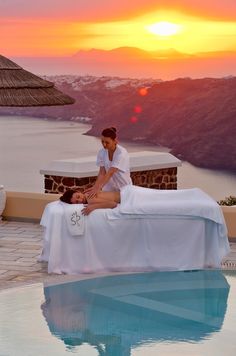 Spa - Sauna - Hammam - Relaxing Cavo Tagoo Mykonos, Greece Hotels, Spa Retreat, Spa Design, Massage Room, Spa Massage