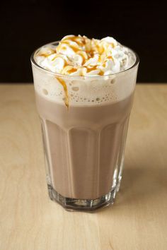 Healthy Pumpkin Spice Latte, Low Carb Starbucks, Café Starbucks, Keto Coffee Recipe, Homemade Pumpkin Spice Latte, Coffee Creamer Recipe, Mocha Frappuccino, Healthy Starbucks Drinks, Pumpkin Spiced Latte Recipe