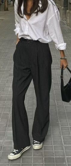 Corporate Sleaze Outfits, Pinstripe Pant Outfit, Styling Slacks Women, Pin Stripe Pants Outfit Aesthetic, Striped Slacks Outfit, Pinstripe Outfit Woman, Grey Pinstripe Pants Outfit Women, Navy Pinstripe Trousers Outfit, Slacks And Tshirt Outfit Women