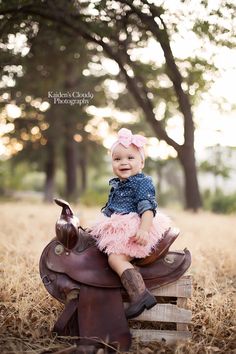 Baby Birthday Pictures, Toddler Cowgirl, 2nd Birthday Pictures, Baby Cowgirl, Cowgirl Photography, Western Names, Cowgirl Photoshoot, Western Photoshoot