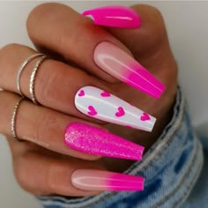 Valentine Nails Pink, Valentine Nail, Vibrant Nails, Valentine Nails, Valentines Day Nails, Dope Nail Designs, Heart Nails