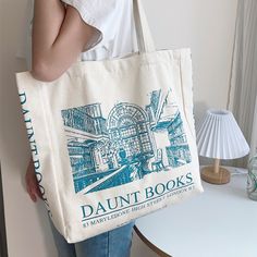 Women Canvas Shoulder Bag London Daunt Books Daily Shopping Bags Students Book Bag Cotton Cloth Daunt Books, School Fits Highschool, Handbags Large, Landscape Pattern, Handbag Outfit, Casual Luxury, England Fashion, Charm Making, Types Of Bags