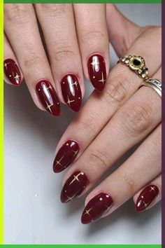 Red An Gold Nails, Red And Gold Star Nails, Red Opal Nails, Red And Gold Tip Nails, Red Nails With Star Design, Red Nails Pattern, Red Designs Nails, Golden Red Nails, Red And Gold Manicure