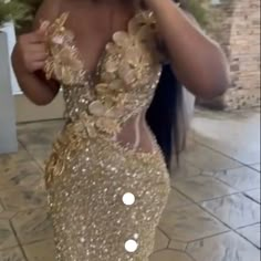 Never Worn, Custom Gown/Dress Luxury Gown For Prom, Luxury Gold Dress With Sweep Train, Luxury Gold Gown For Prom Season, Diamond Prom Dresses, Maroon Prom Dress, Champagne Homecoming Dresses, Silver Prom Dress, African Prom Dresses, Prom Dress Inspo