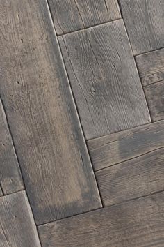 an image of wood flooring that looks like it is made out of planks