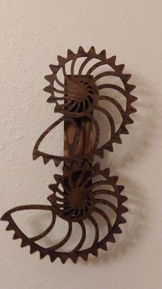 Amazing Wall Décor Music Sculpture Art, Kinetic Art Sculpture, Tre Kunst, Living Wall Art, Oak Plywood, Gear Art, Kinetic Sculpture, Creative Furniture