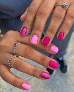 Spring 2014 Nails, Nail Ideas For Valentines Day Pink, Acrylic Nails Ideas Short Pink, February Dip Nails Ideas 2024, Gel Pink Nails Acrylic, Pink Sparkle Valentine Nails, Natural Nails With Polish, Valentine’s Day Nail Colors, Very Short Valentines Nails