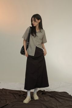 Dress And Pants Outfit Street Style, Summer Long Outfits, Cute Outfit Ideas With Skirts, Asian Long Skirt Outfits, Long Black Cargo Skirt, Asian Corporate Fashion, Business Casual Outfits Asian, Maxi Skirt Outfit Korean, Summer Cargo Outfits