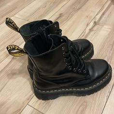 Dr. Marten Jadon Platform Boots In Black Leather. I Believe The Size Is Us 8 Men. A Photo Is Added With The Tag Inside The Boot For True Sizing. Near Perfect Condition, Only Worn A Few Times. No Scuffs Or Tears. Dc Martens Boots, Doc Marten Jadon, Dr Marten Jadon, Jadon Platform Boots, Doc Marten, Doc Martens, Platform Boots, A Photo, Men's Shoes