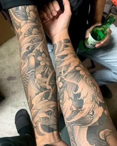 Peony And Koi Fish Tattoo, Guys Shoulder Tattoo, Men’s Family Arm Sleeve Tattoo, Japanese Shoulder Tattoo, Chinese Sleeve Tattoos, Japan Style Tattoo, Asian Style Tattoo, Outer Forearm Tattoo Men, Irezumi Sleeve