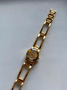 Great condition with new battery  Best for 7.25" wrist Cheap Vintage Formal Watch, Womens Gold Watch, Watch Womens, Classy Watch, Gold Watches Women, Money Aesthetic, Watch Vintage, Old Money Aesthetic, Old Money