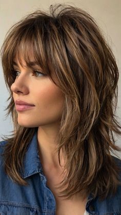 💫 Celebrity-Inspired Shoulder Length Shaggy Haircuts Medium-Length Shag Haircuts Inspiration 80s Shag Haircut, 80s Shag, Shoulder Length Shaggy Haircuts, Haircuts Inspiration, Medium Shag, Haircuts Medium, Medium Shag Haircuts, Long Shag Haircut, Shaggy Haircuts