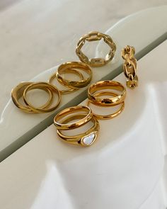 gold stacking rings, gold chain rings, gold heart ring, gold jewelry inspo, gold ring stack inspo, summer stack inspo Jewelry Inspo Gold, Chain Rings